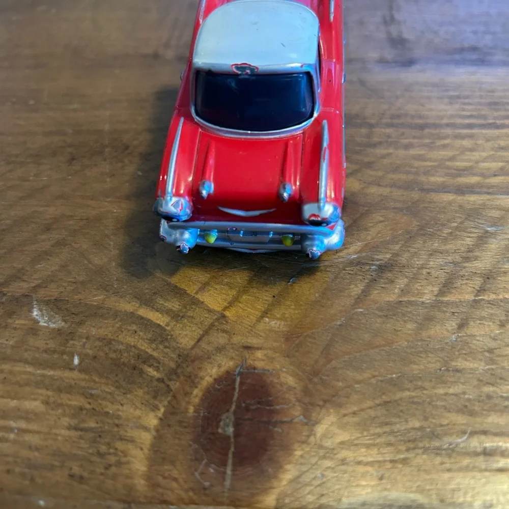 ERTL 1957 Chevy Bel Air Revie Push In Go Toy Car   Free Wheeling Vehicle as is
